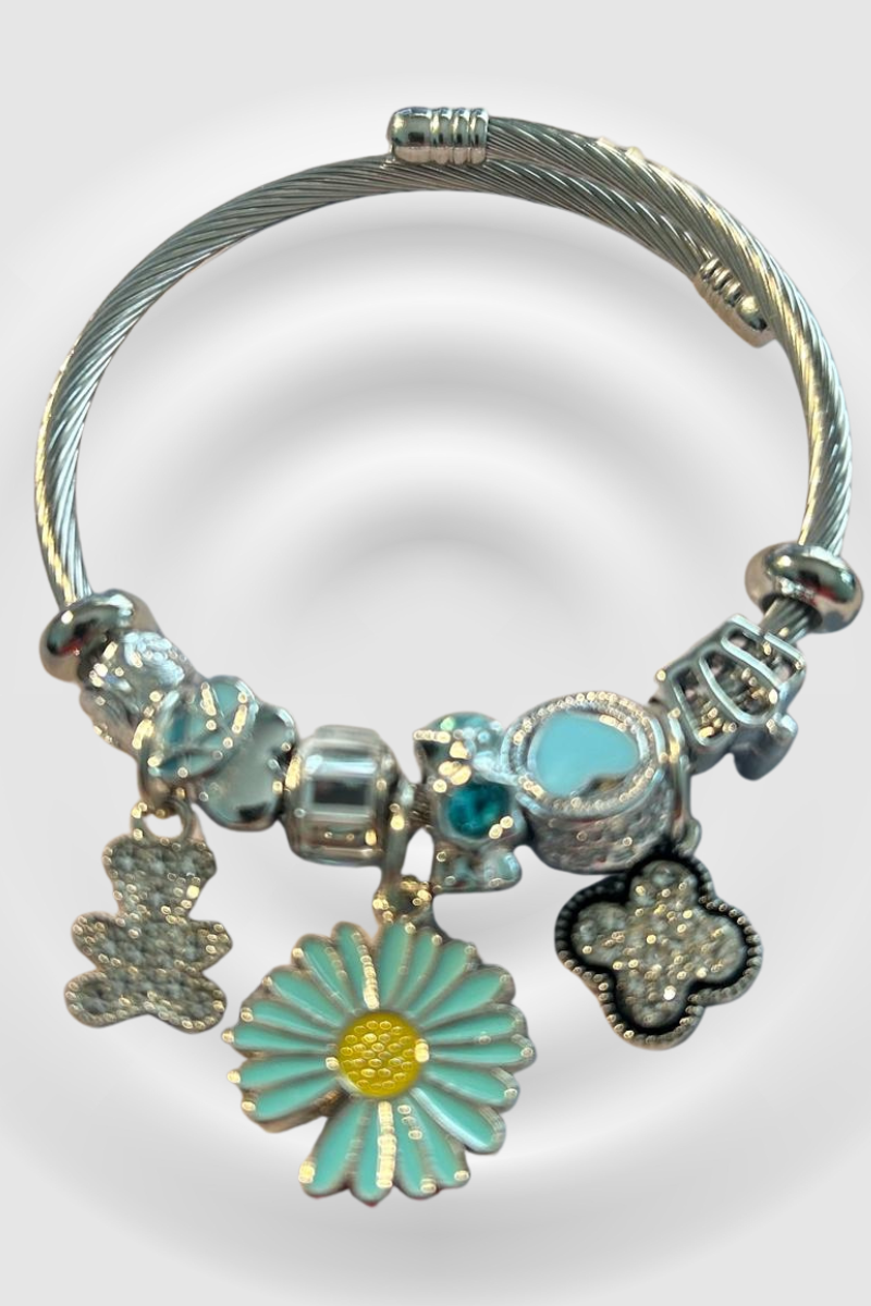 Pulsera con Charms Decorativos en Azul